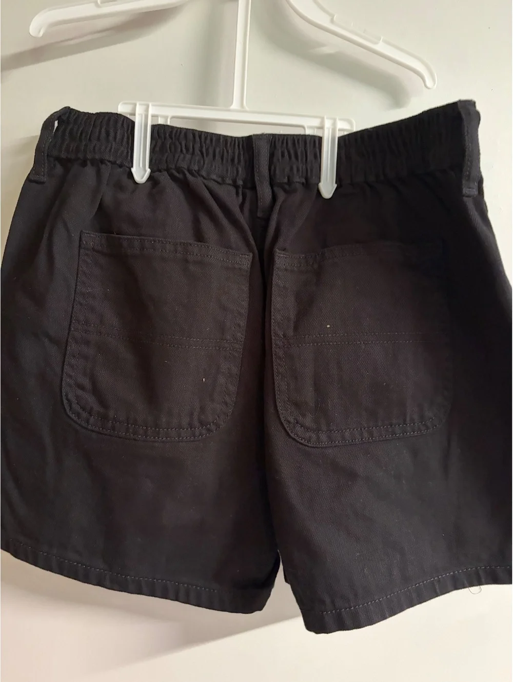 Girls Old Navy, size 16 black shorts
